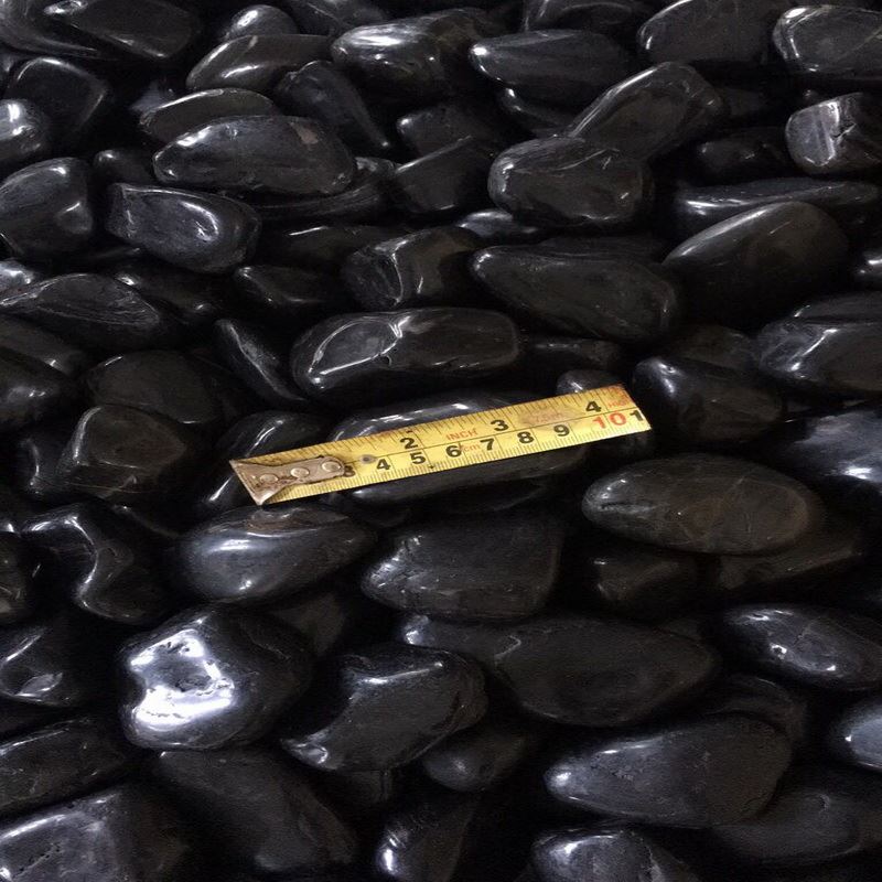 black pebble stones