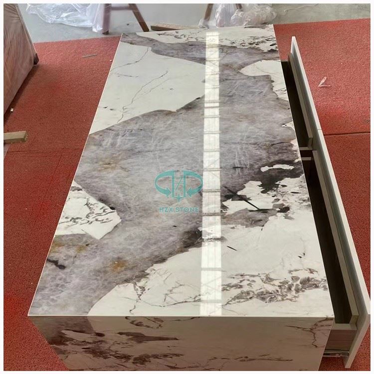 Patagonia Quartzite Low Plinth