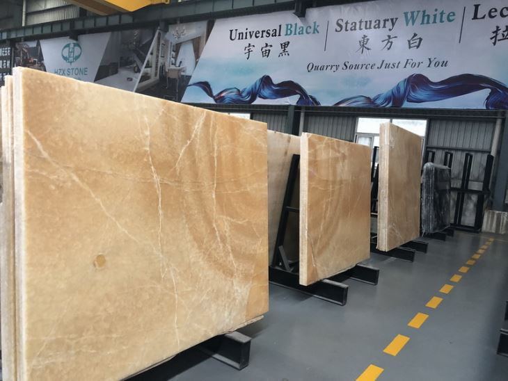 Hony Onyx-Yellow Onyx-Cross cut slabs